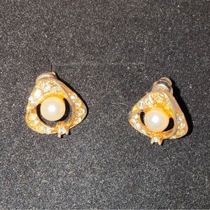 Gold Pearl & Crystal Stud Earrings - Elegant Women's Jewelry